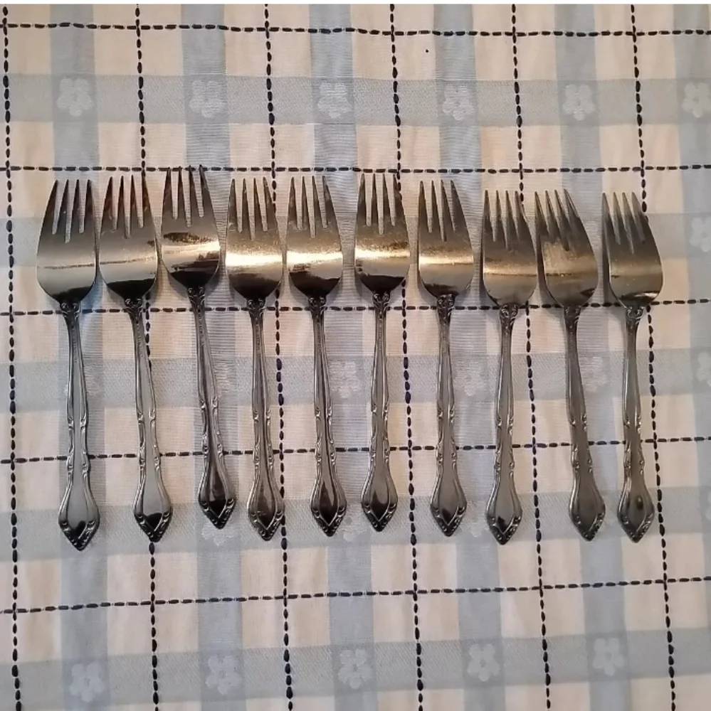 Lot of 10 Vintage Rogers Stainless Korea 